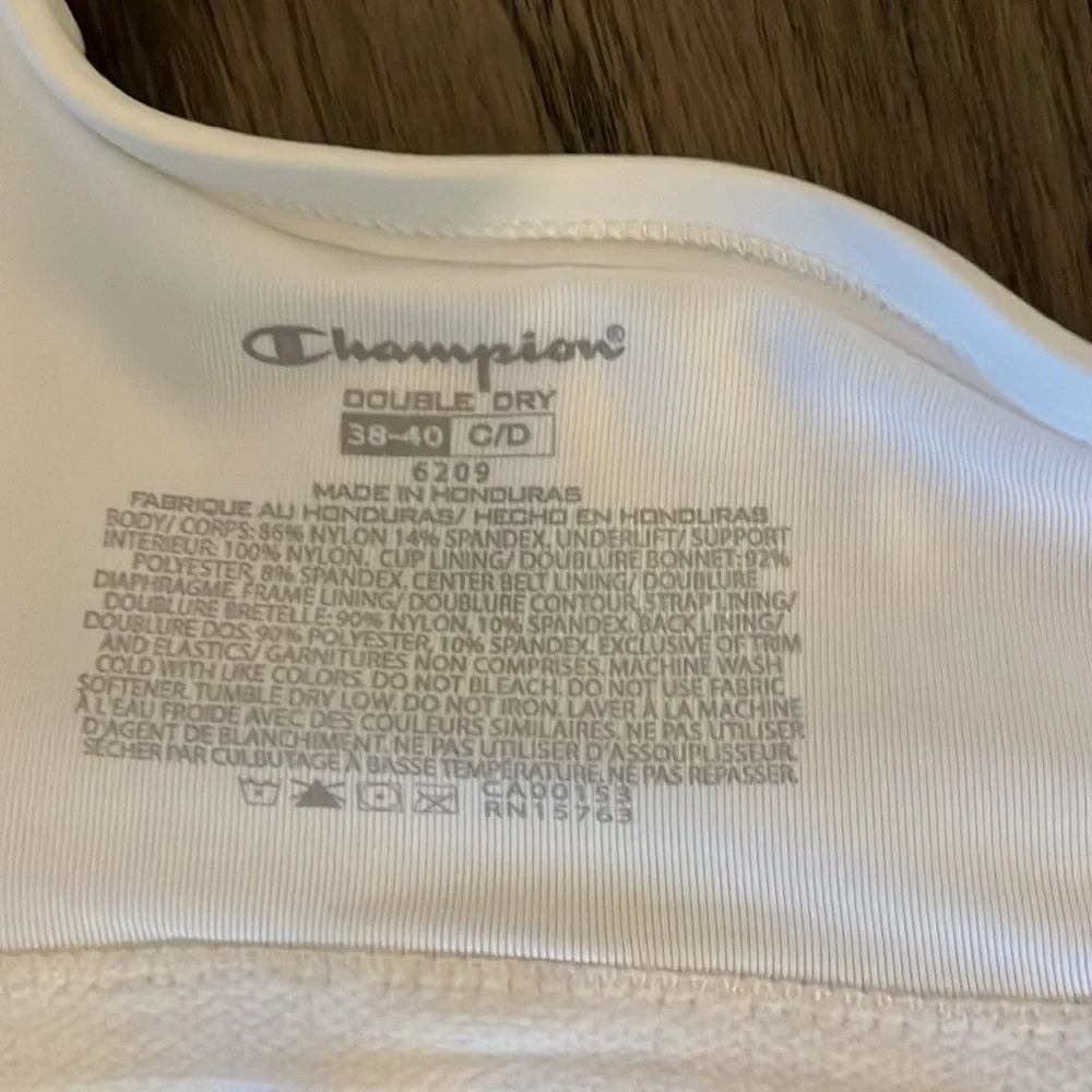Champion Underwire Sports Bra 38-40 C/D - Picture 3 of 3